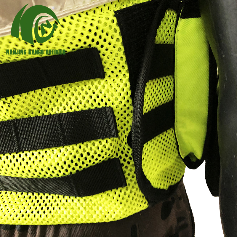 reflective vest (12)