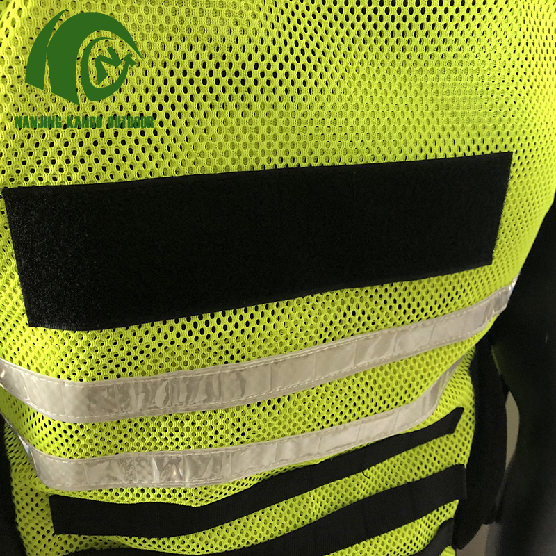 reflective vest (2)